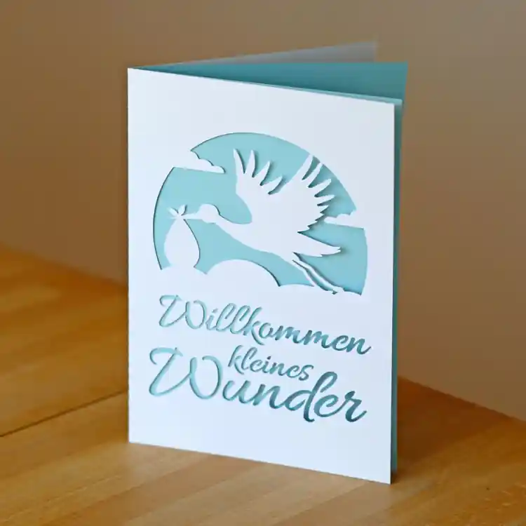 Weekendaanbieding Plotterbestand Maker Mauz Karte Taufe Storch, Duits