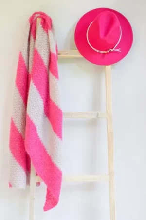 Speciale Aanbieding Haakpatroon Sjaal Asymmetrisch met diagonalen van Drops Kid-Silk - Handmadejolie