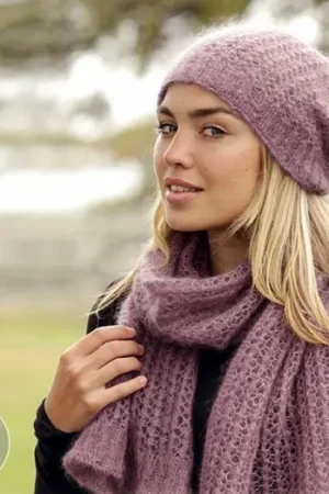 Patroon Gebreide Sjaal/Muts "Jacinta" met Drops Kid-Silk mohairwol Weekendaanbieding