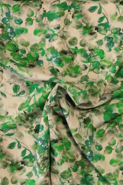 Viscose - Green Olives and Leaves on Beige Laatste Kans