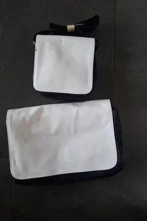 Direct Verzonden schouder tas zwart met wit 18 x 20 cm