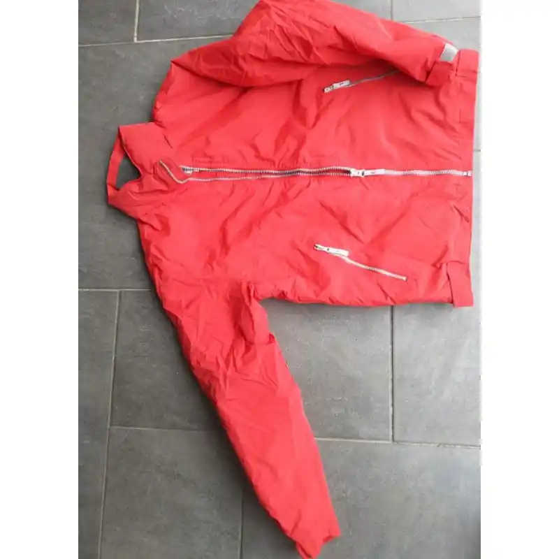 Weekendaanbieding B&C jas rood M