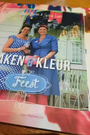 Seizoensaanbieding Haken en kleur Feest