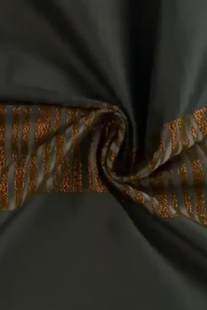 Beperkt Aanbod Taft – Donkerpaars design