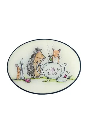 Bestel Nu Needle Minder Anita Jeram - One leaf or two - Bothy Threads