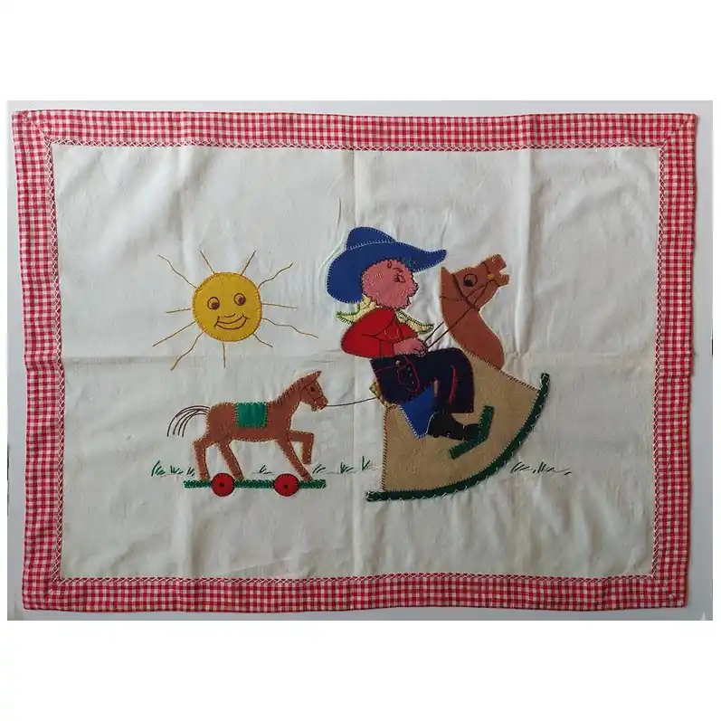 Wandkleed hobbelpaard Gereduceerde Prijs