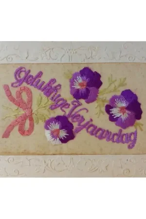 Zijdegeborduurde kaart Verjaardag (1) Betrouwbaar