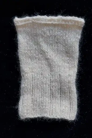 Klein breiseltje Tijdelijk Beschikbaar