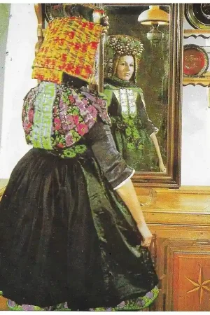 Gratis Retour Textielkaart vrouw Schwalmen