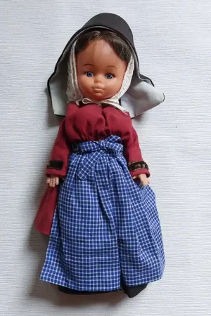 Pop in streekdracht Koop Vandaag