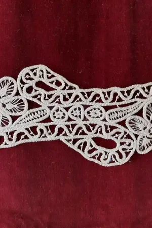 Kleedje Roemeens haakwerk Weekendaanbieding