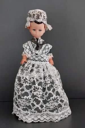 Popje kantdracht Favoriet