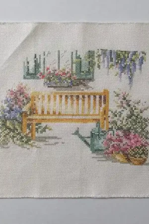 Lage Prijs Borduurwerkje tuinbank (2)